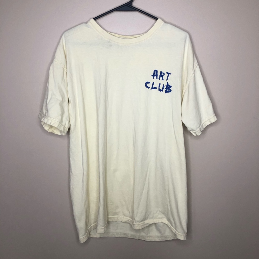 4/$20 art club large yellow short sleeve T-shirt